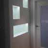diseño de mueble lacado con led integrado en entrada
