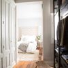 Dormitorio con vestidor