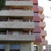 Edificio de viviendas, locales comerciales y aparcamiento.