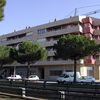 Edificio de viviendas, locales comerciales y aparcamiento.