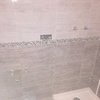 enchufes baño gris