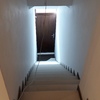 Escalera acceso a vivienda
