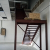 Escalera de acceso a nueva planta