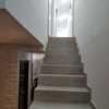 Escalera de hormigón interior