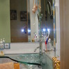 Espejo y lavabo de baño