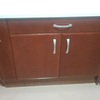 Frente de muebles con cajón que esconde mesa 