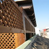 Frontal celosía ático