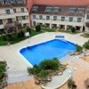 Hotel 4