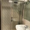 Mampara de bañera en cristal templado con instalación en mojacar