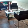 OFICINA CON TABIQUES DE CRISTAL