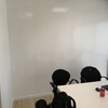 Oficina dos y pared de pizarra