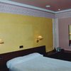 PINTADO CABEZAL DORMITORIO CON FENEFA PINTADA