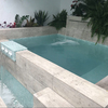 piscina con fuentes