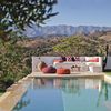 Piscina exterior con chill out