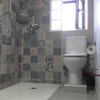 Sustituir en rampa patio la goma del suelo por marmol o granito antideslizanteno queremos silestone por ser cancerigeno