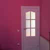 rosa chicle y puerta 