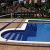 SALIDA COMEDOR A ZONA PISCINA