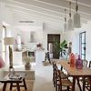 Salón, comedor y cocina rústico