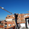 Toldo corredero, instalando porteria