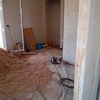 Una de las habitaciones en plena obra
