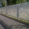 Valla de chapa perforada cuadrada.