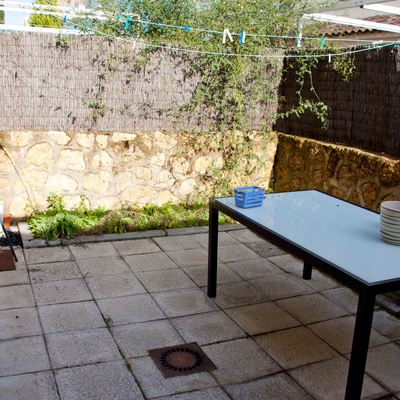 Reformar patio delantero y trasero - Montequinto (Sevilla) | Habitissimo