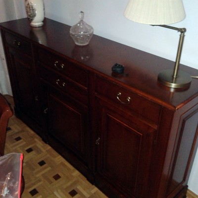 Pintar un aparador en blanco decapado - Madrid (Madrid) | Habitissimo