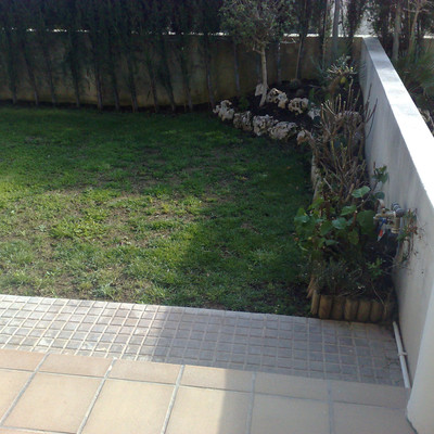 Colocar baldosas de ceramica antideslizantes en porche - Miami-Platja