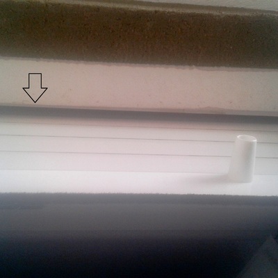 Tapar hueco persiana (adjunto fotos) - Benicasim (Castellón) | Habitissimo