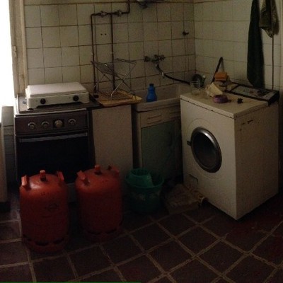 Quitar muebles de cocina antiguos, electrodomesticos y 7 puertas de la