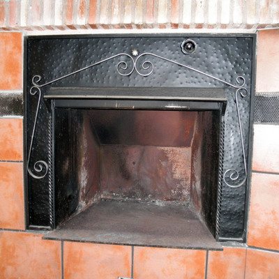 Hacer puerta para chimenea - Alcalá de Henares (Madrid) | Habitissimo