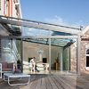 Reforma de terraza con caseta de vidrio y pvc