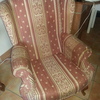 Tapizar dos sillones con orejas.