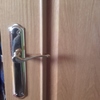 Cerradura en puerta
