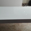 Lacado parte arriba mesa auxiliar