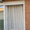 Instalación mosquitera pisada de aluminio
