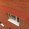 Reja metálica blanca para ventana en barcelona