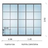 Puerta de metal con barrotes