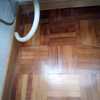Reparar suelo tarima damas