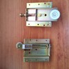 Reparar herrajes puerta corredera armario empotrado