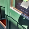 Suministro y colocación de contraventanas para dos ventanas