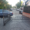 Instalar puerta garaje exterior para sustituir la de la foto