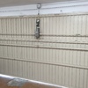 Automatizar puerta basculante de chapa metálica