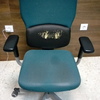 Tapizar dos sillones de oficina