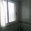 Cambiar bañera por ducha con mampara corredera cristal decorado