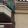 Tapar grieta entre dos edificios e instalar testigos