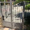 Cambio de cerradura en reja principal y en puerta de garaje ambos de hierro