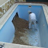 Reforma pared abombada piscina poliester