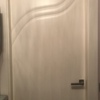 Pintar puertas amarillentas de blanco