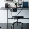 Mueble en metal o madera lacada